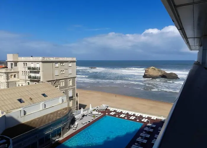 Superbe Miramar Plein Sud, Pieds Dans L'eau Διαμέρισμα *